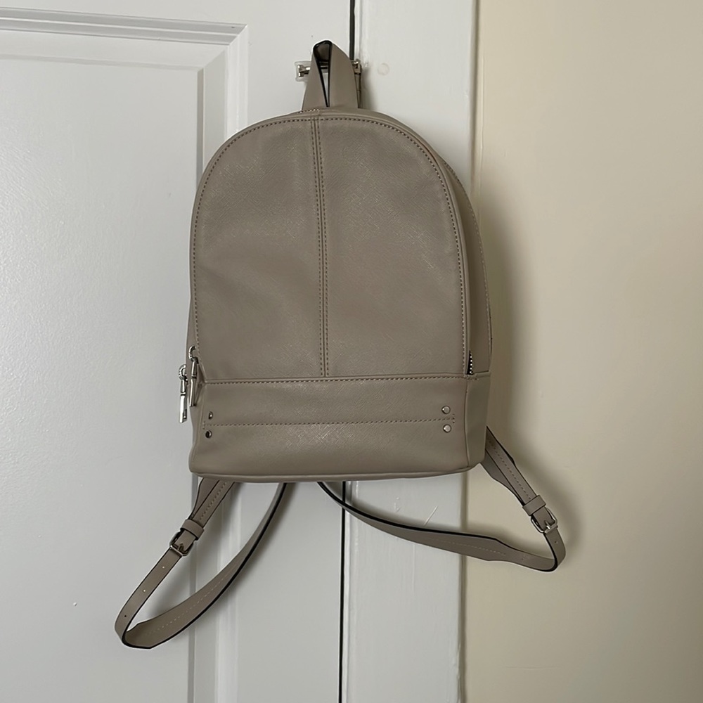 Zara mini Backpack - Picture 2 of 2